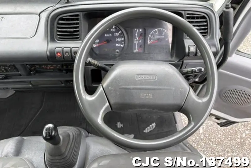 2005 Isuzu / Elf Stock No. 137499