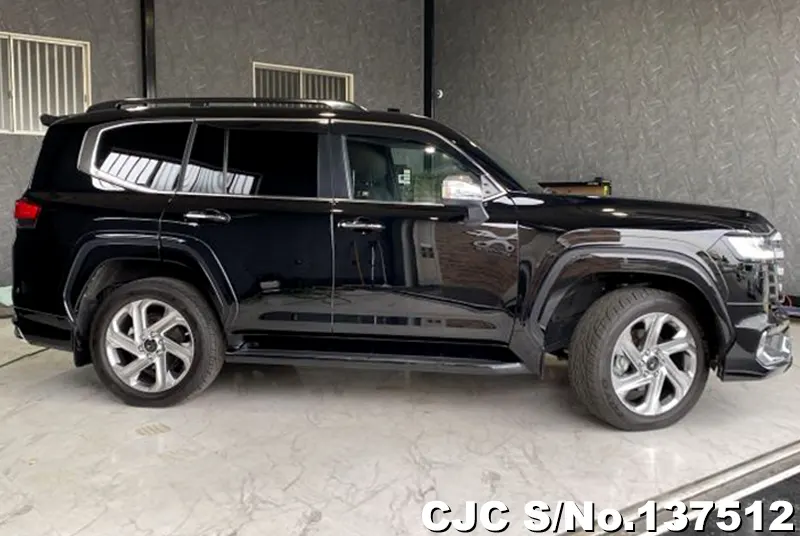 2025 Toyota / Land Cruiser Stock No. 137512