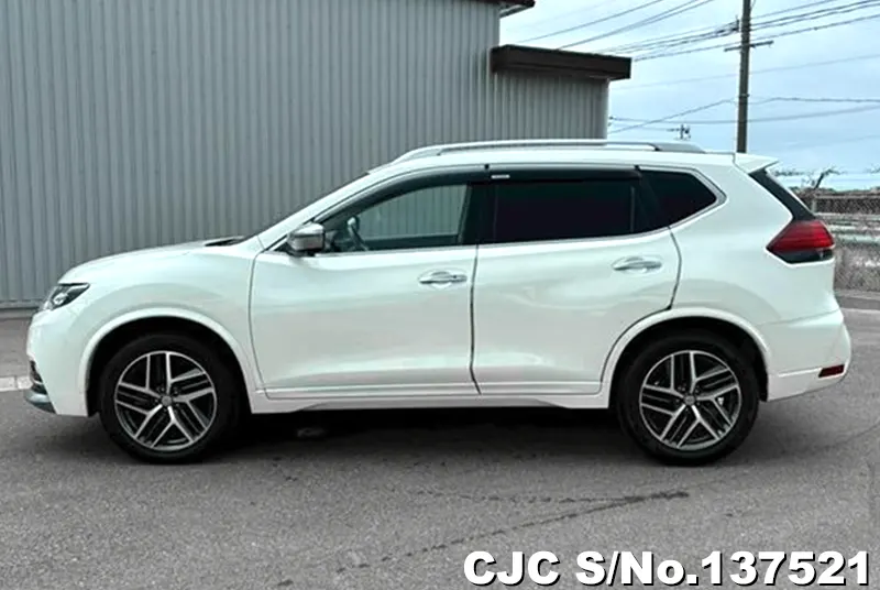 2020 Nissan / X-Trail Stock No. 137521