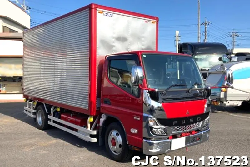 2025 Mitsubishi / Canter Stock No. 137523