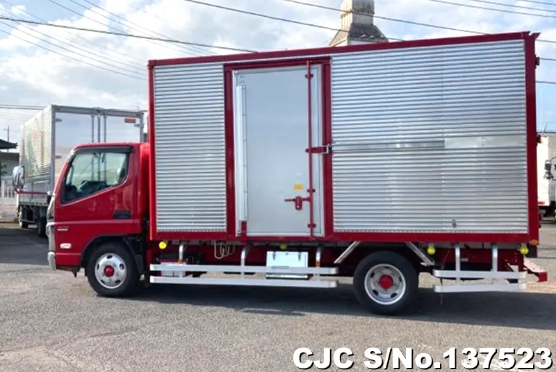 2025 Mitsubishi / Canter Stock No. 137523