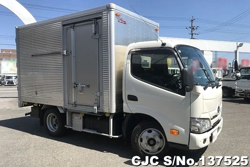 2022 Hino / Dutro Stock No. 137525