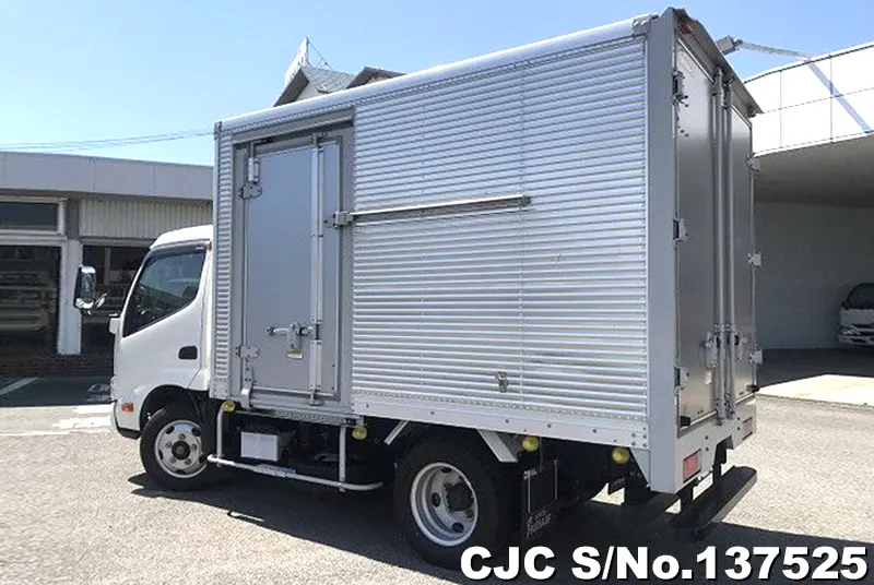 2022 Hino / Dutro Stock No. 137525