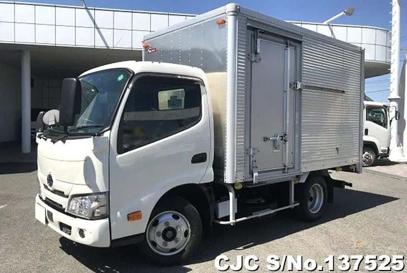 2022 Hino / Dutro Stock No. 137525
