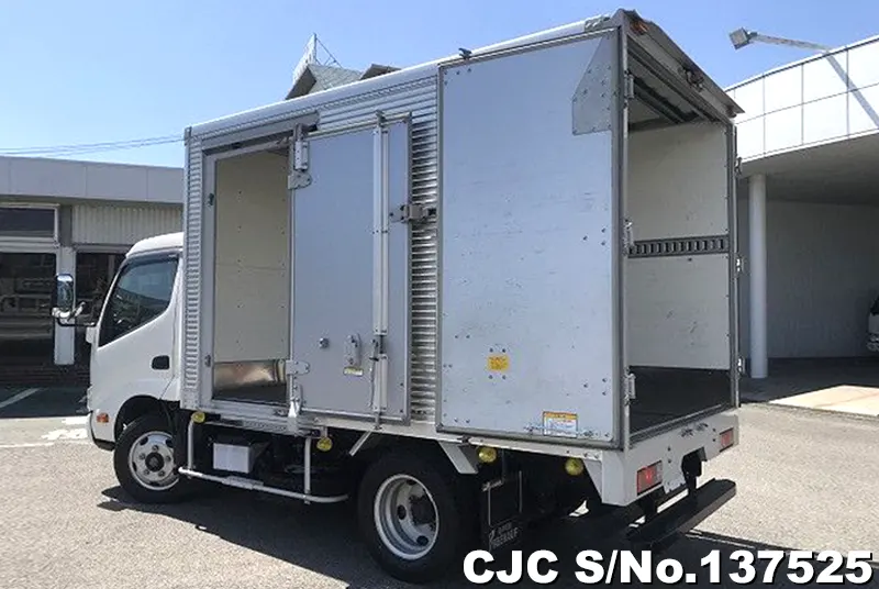 2022 Hino / Dutro Stock No. 137525