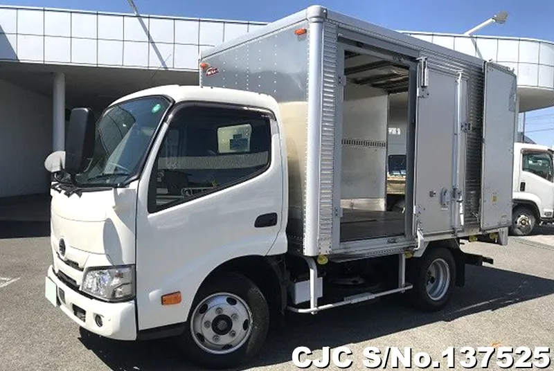 2022 Hino / Dutro Stock No. 137525