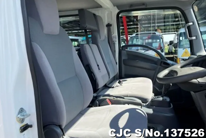 2016 Isuzu / Elf Stock No. 137526