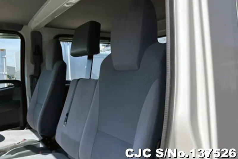 2016 Isuzu / Elf Stock No. 137526