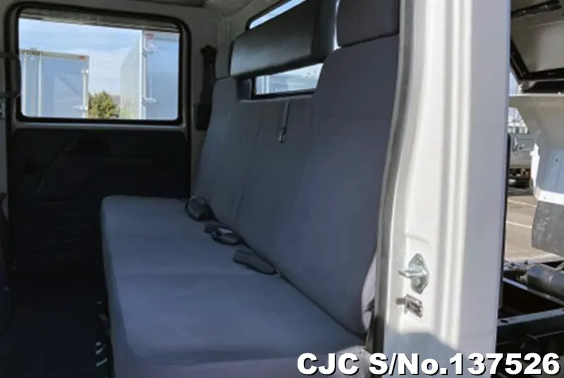 2016 Isuzu / Elf Stock No. 137526