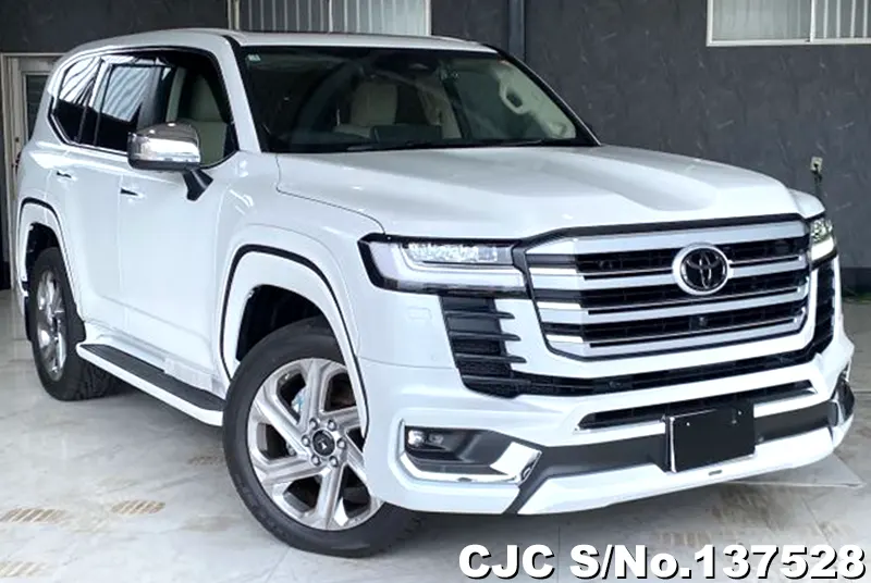 Toyota / Land Cruiser 2025