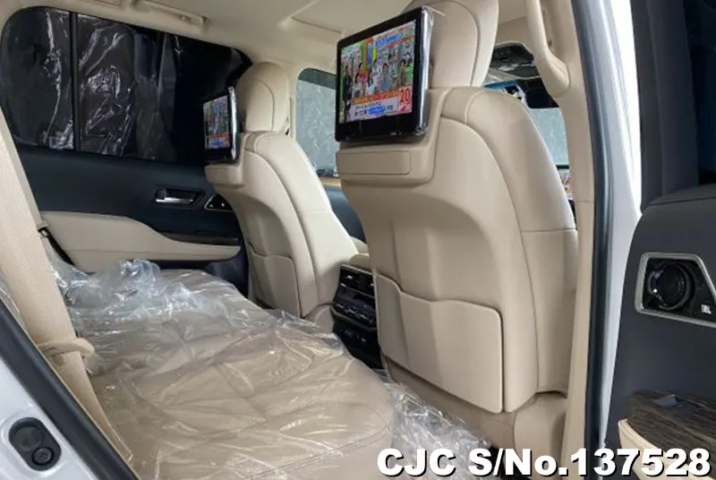 2025 Toyota / Land Cruiser Stock No. 137528
