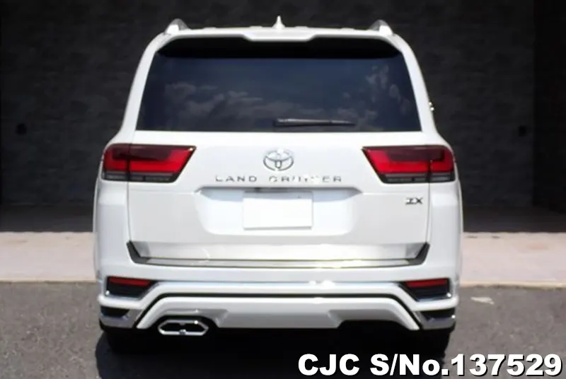 2024 Toyota / Land Cruiser Stock No. 137529