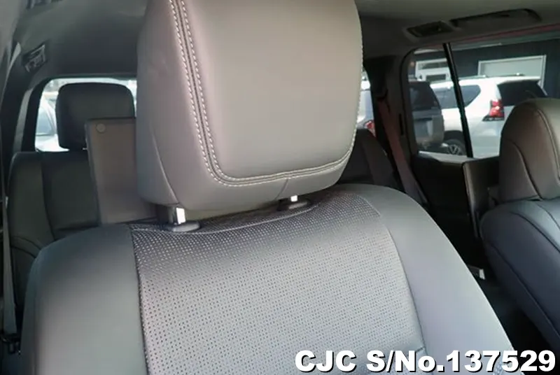 2024 Toyota / Land Cruiser Stock No. 137529