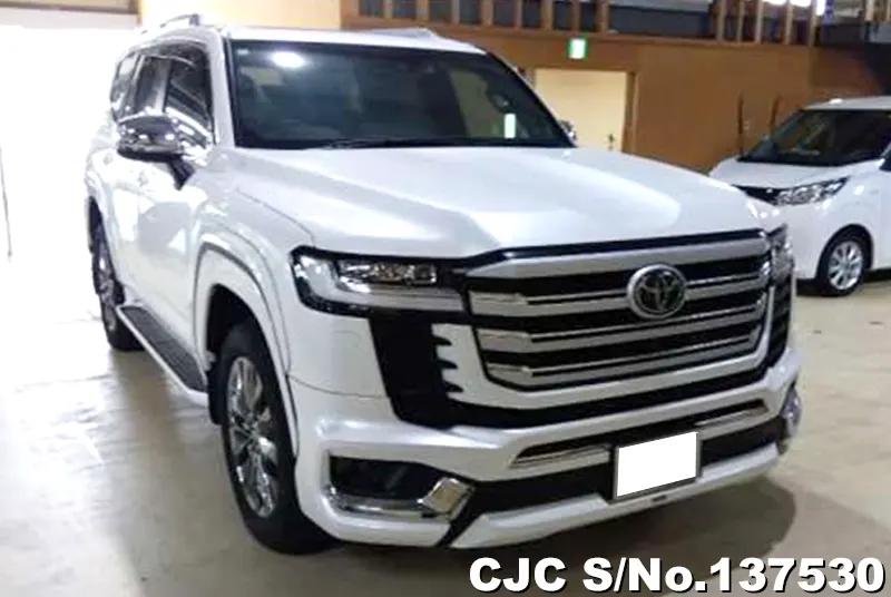 Toyota / Land Cruiser 2024