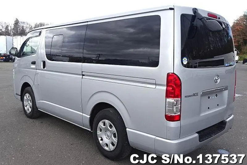 2017 Toyota / Hiace Stock No. 137537