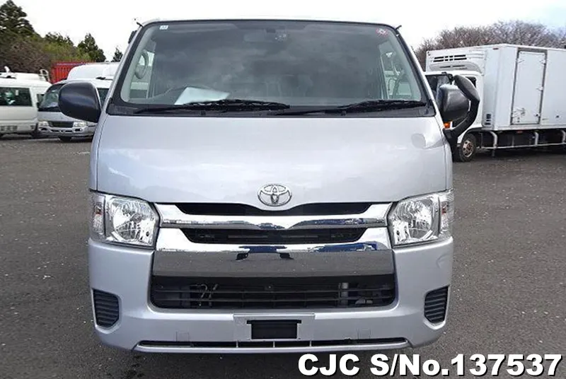 2017 Toyota / Hiace Stock No. 137537