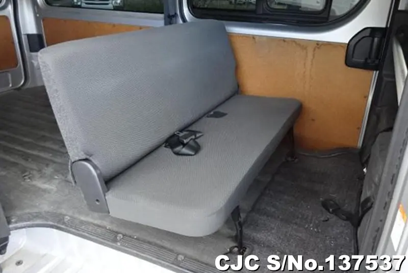 2017 Toyota / Hiace Stock No. 137537
