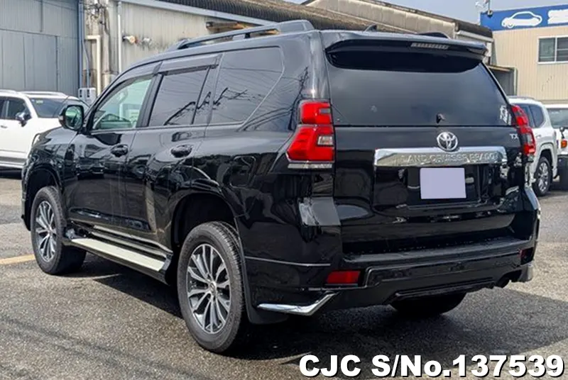 Toyota Land Cruiser Prado in Black for Sale Image 1