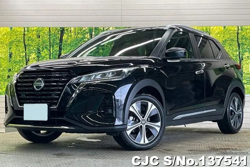 2023 Nissan / Kicks Stock No. 137541