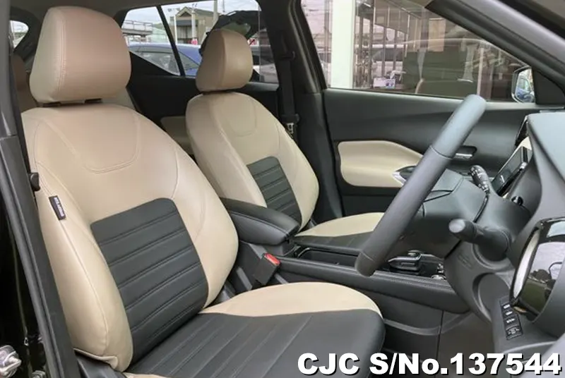 2023 Nissan / Kicks Stock No. 137544