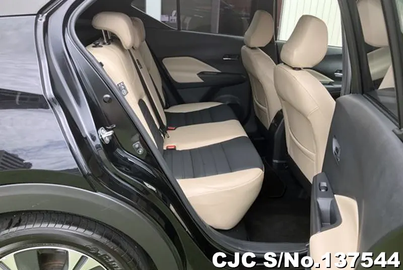 2023 Nissan / Kicks Stock No. 137544