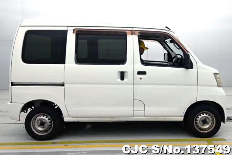 2011 Daihatsu / Hijet Stock No. 137549