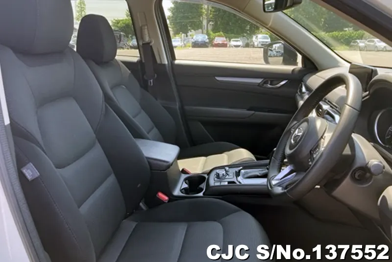 Mazda CX-5 in White for Sale Image 3