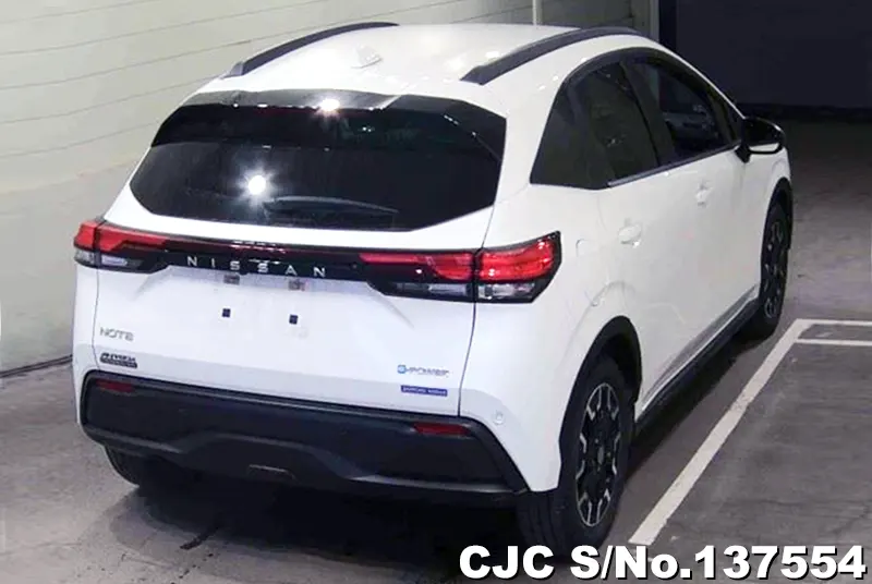 Nissan Note in White for Sale Image 1
