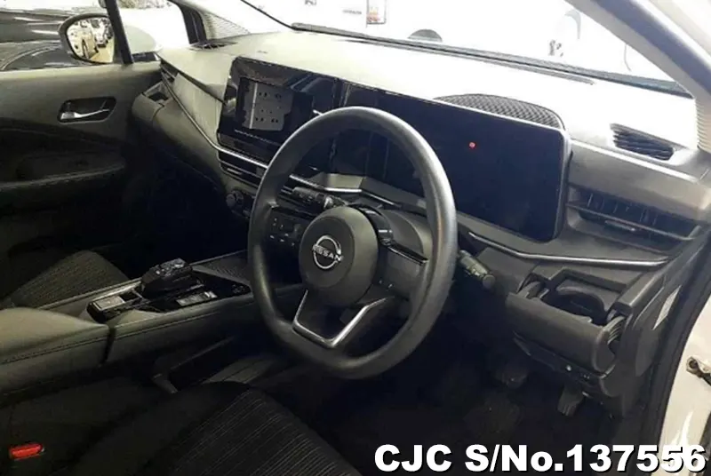 Nissan Note in White for Sale Image 6