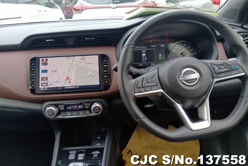 2024 Nissan / Kicks Stock No. 137558
