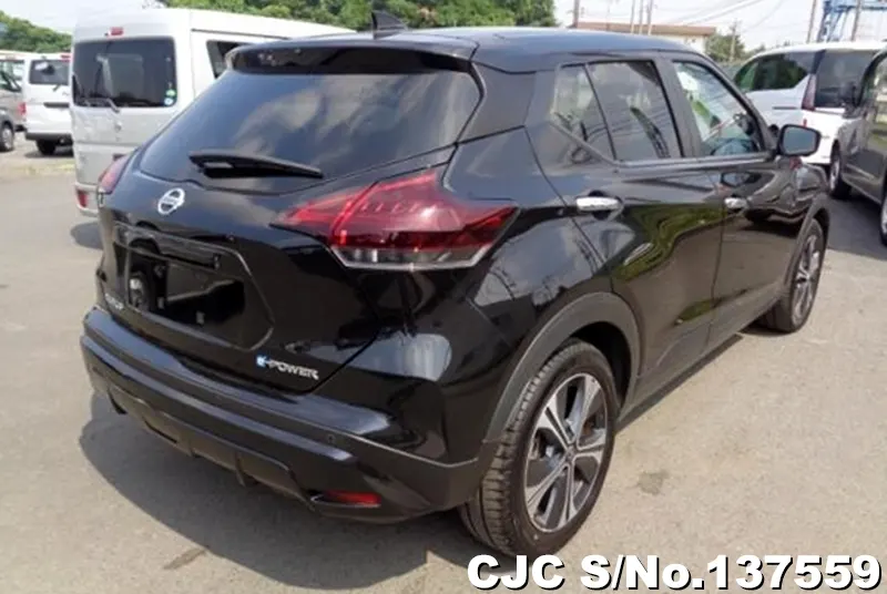 2023 Nissan / Kicks Stock No. 137559