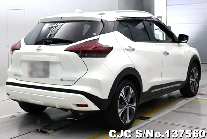 2023 Nissan / Kicks Stock No. 137560