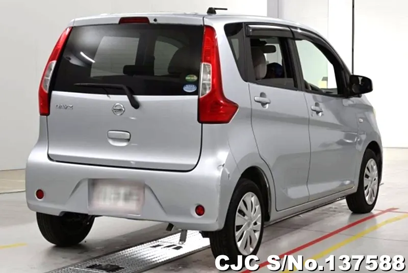 2017 Nissan / Dayz Stock No. 137588