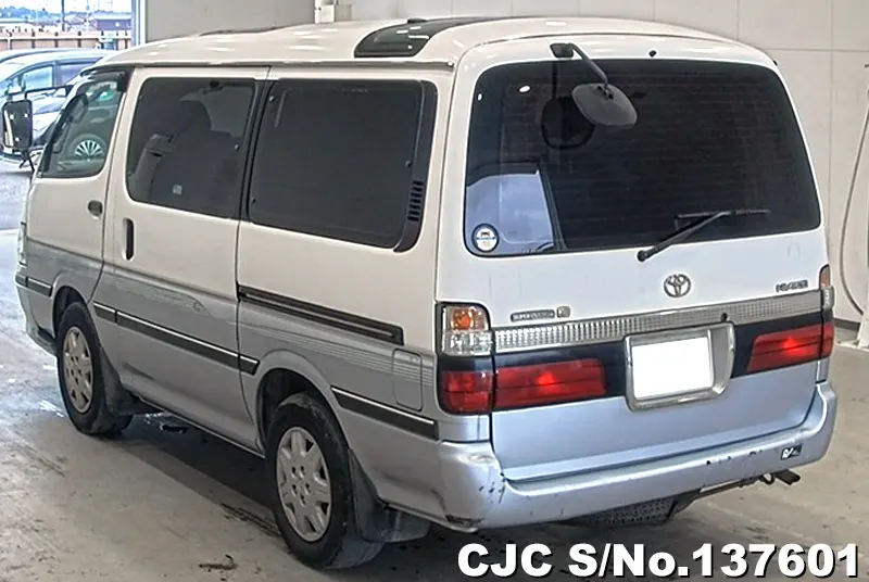 2002 Toyota / Hiace Stock No. 137601
