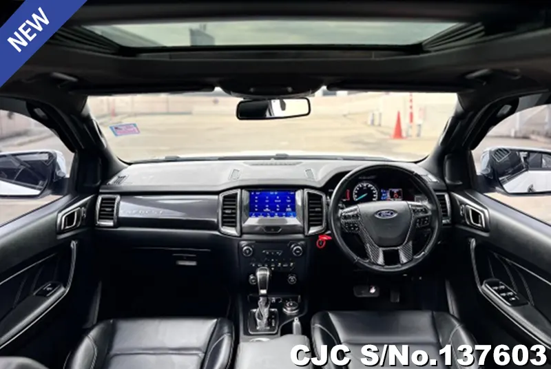 Ford Everest in White for Sale Image 4