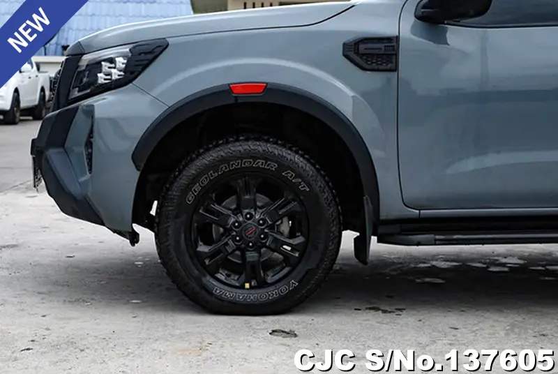 Nissan Navara in Stealth Grey for Sale Image 9