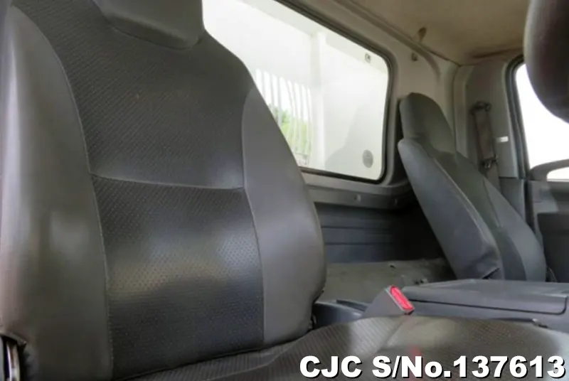 2015 Isuzu / Forward Stock No. 137613