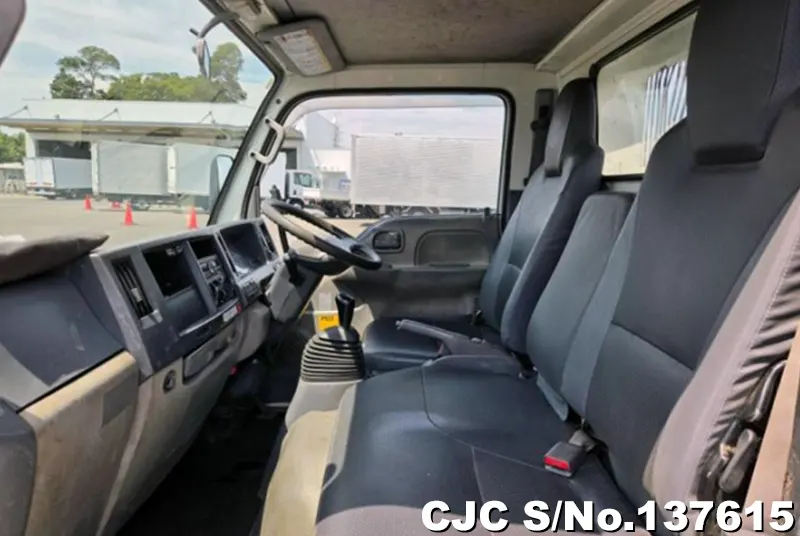 2015 Isuzu / Elf Stock No. 137615
