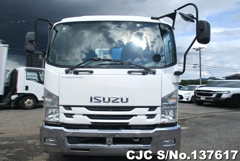 2016 Isuzu / Forward Stock No. 137617