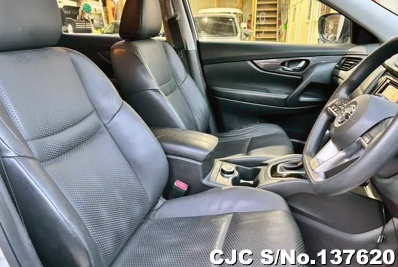 2021 Nissan / X-Trail Stock No. 137620