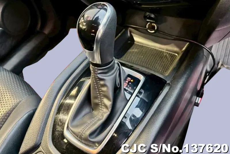 2021 Nissan / X-Trail Stock No. 137620