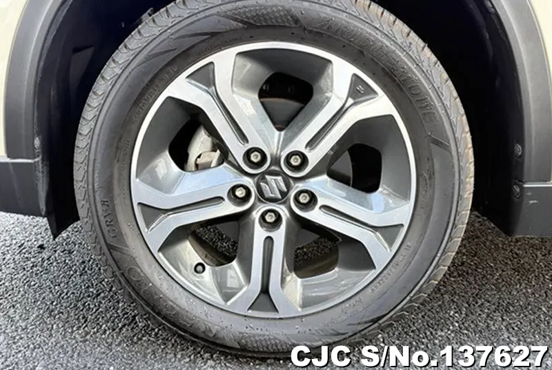 2018 Suzuki / Escudo Stock No. 137627