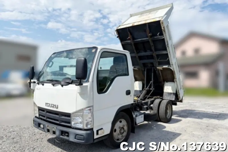 2013 Isuzu / Elf Stock No. 137639