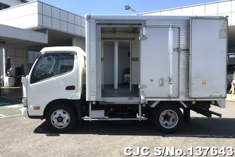 2022 Hino / Dutro Stock No. 137643