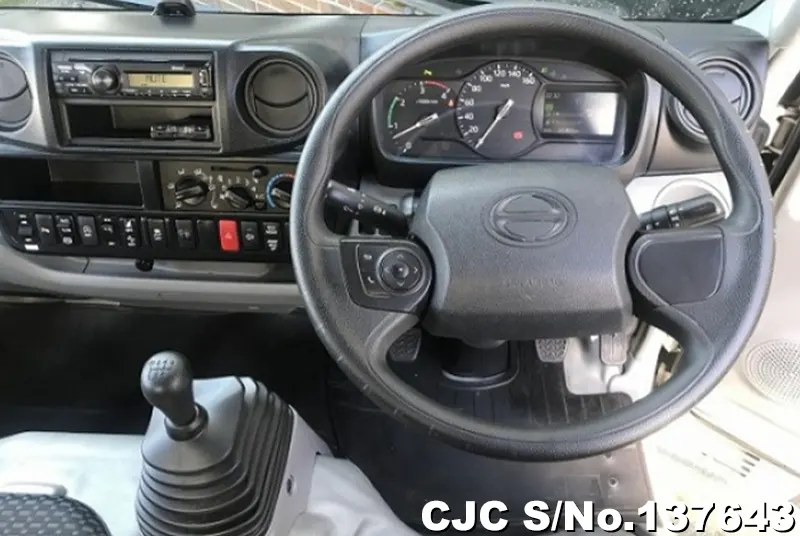2022 Hino / Dutro Stock No. 137643