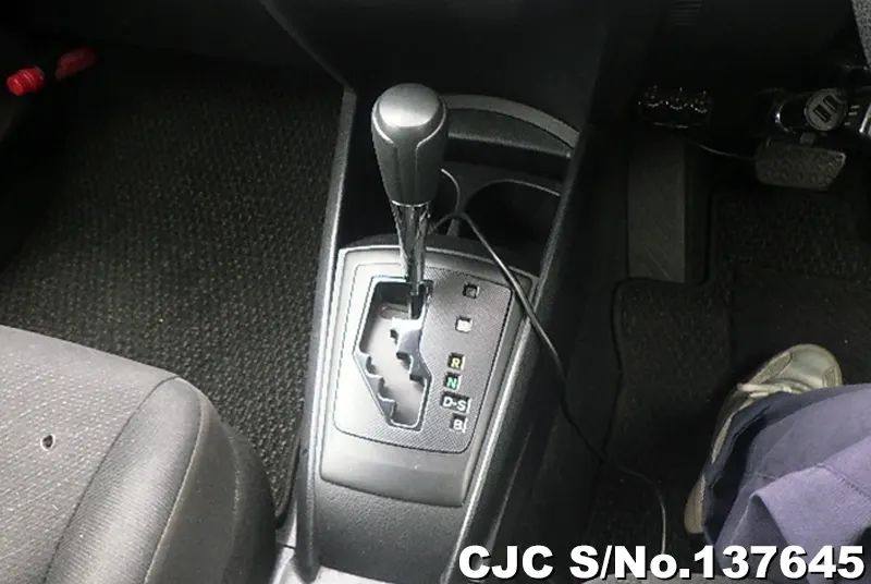 2021 Toyota / Corolla Axio Stock No. 137645