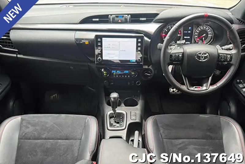 Toyota Hilux in White for Sale Image 7