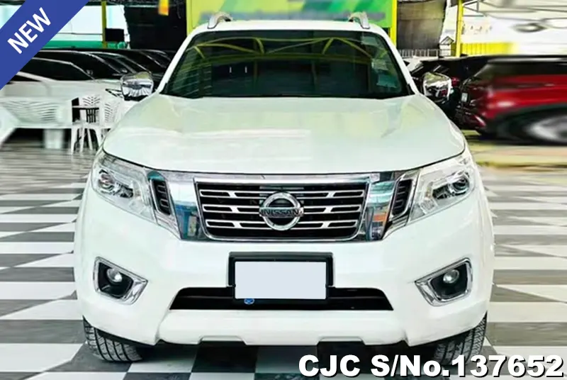 Nissan Navara in White for Sale Image 2