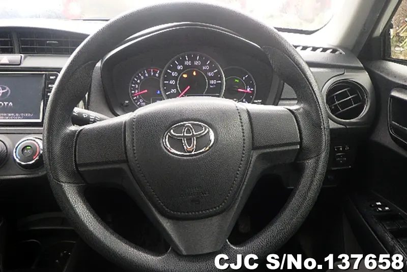 2021 Toyota / Corolla Axio Stock No. 137658