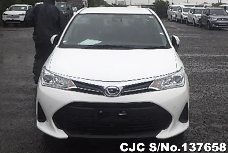 2021 Toyota / Corolla Axio Stock No. 137658